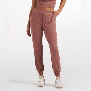 Vuori Boyfriend Joggers EUC